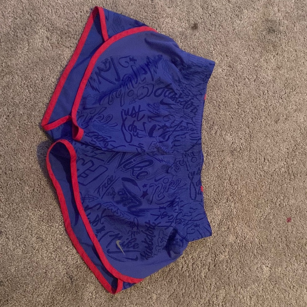 Athletic shorts for women
